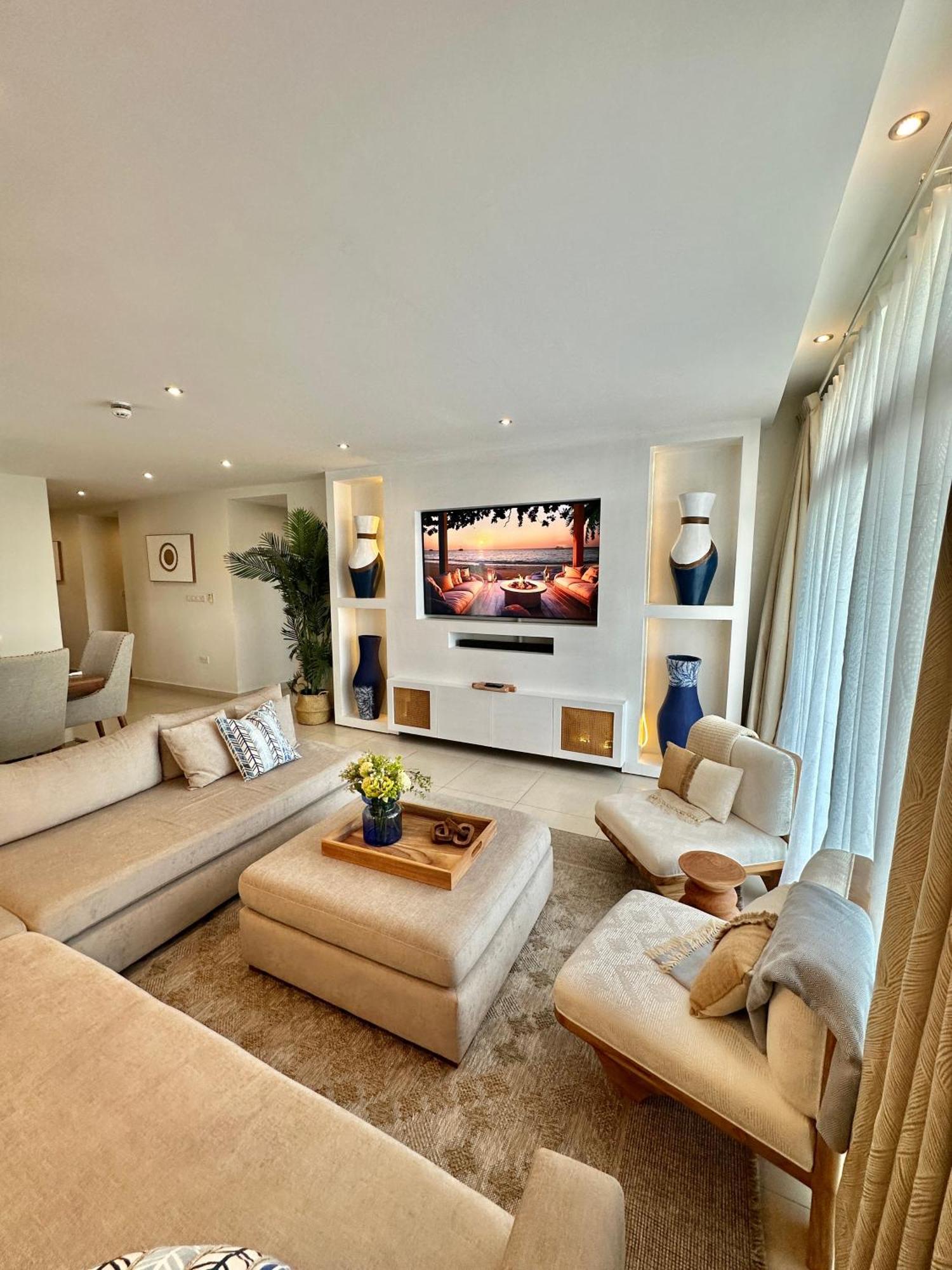 Coastalhome 75Inch Tv 5Min Drive To The City & Beach Dar es Salaam Exterior foto