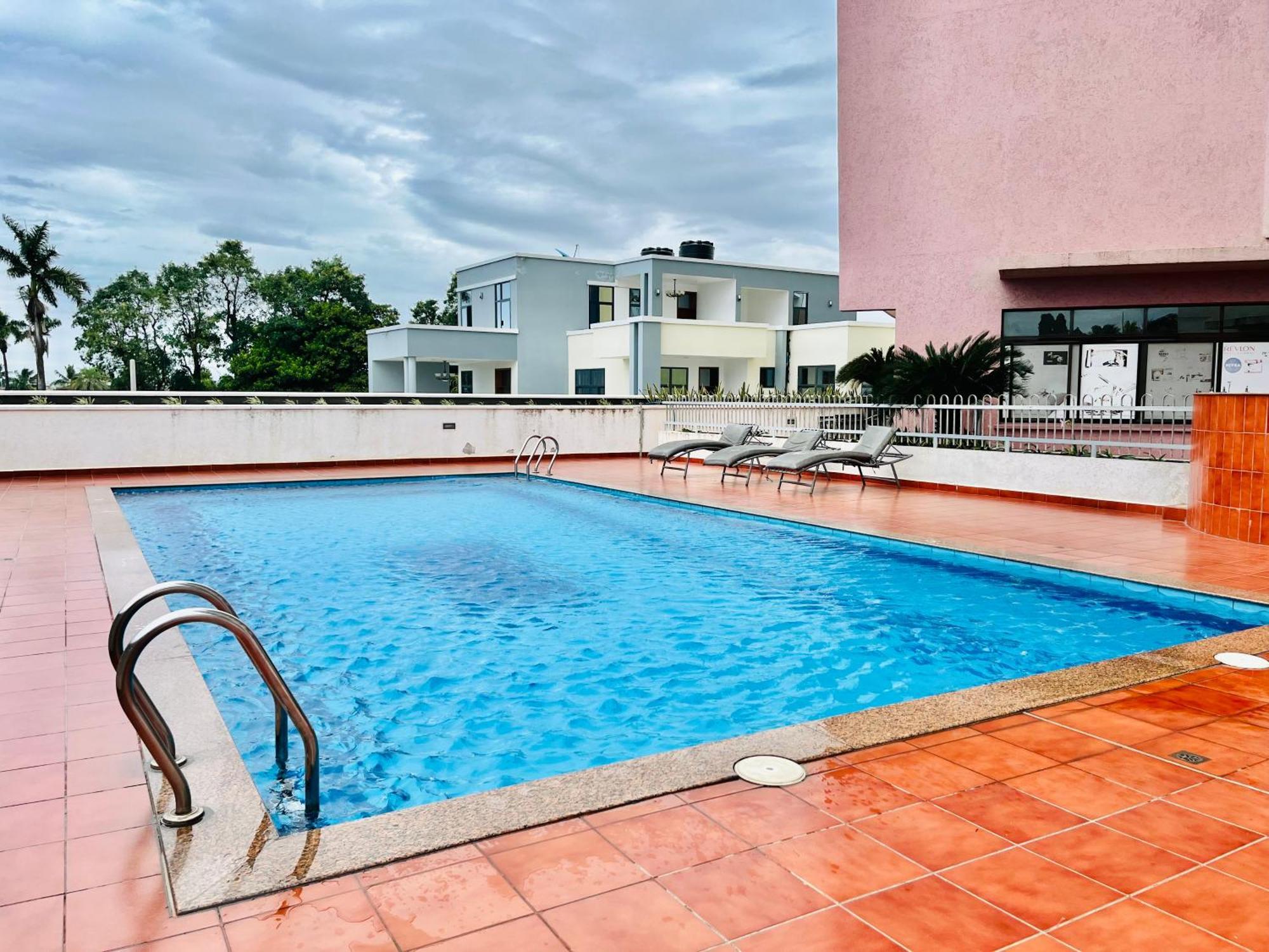 Coastalhome 75Inch Tv 5Min Drive To The City & Beach Dar es Salaam Exterior foto
