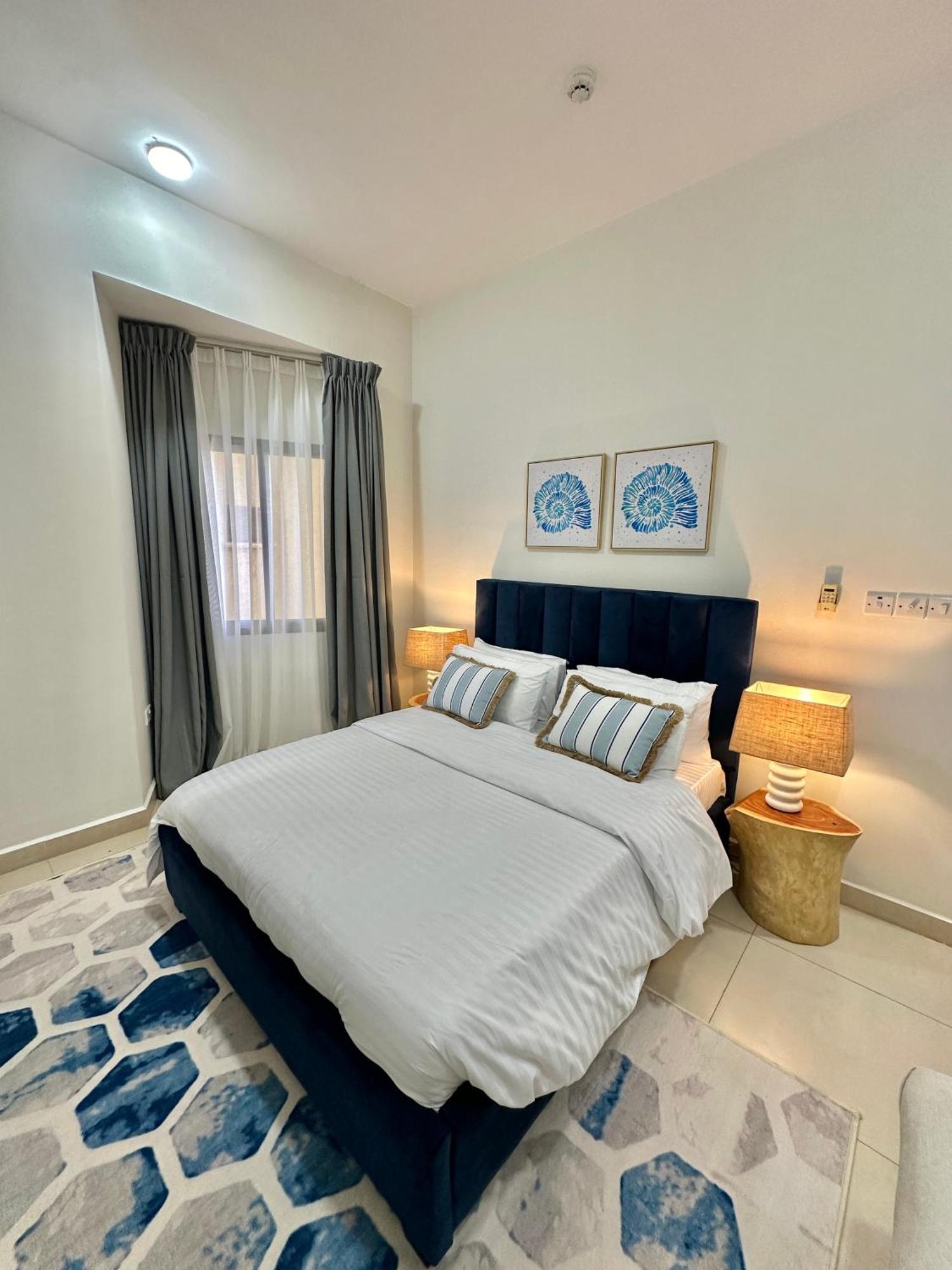 Coastalhome 75Inch Tv 5Min Drive To The City & Beach Dar es Salaam Exterior foto